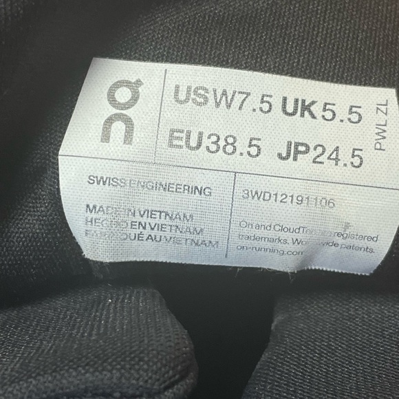 On Cloud Cloudnova Void Eclipse Women's 7.5 Black Gray Running Sneakers Shoes - Picture 9 of 10